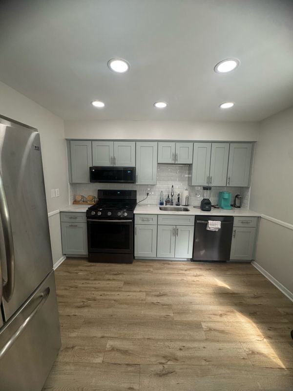 7940 Covington Ave - Photo 3 of 21