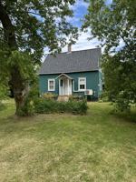 featured image of 10904 Higgins Road #1