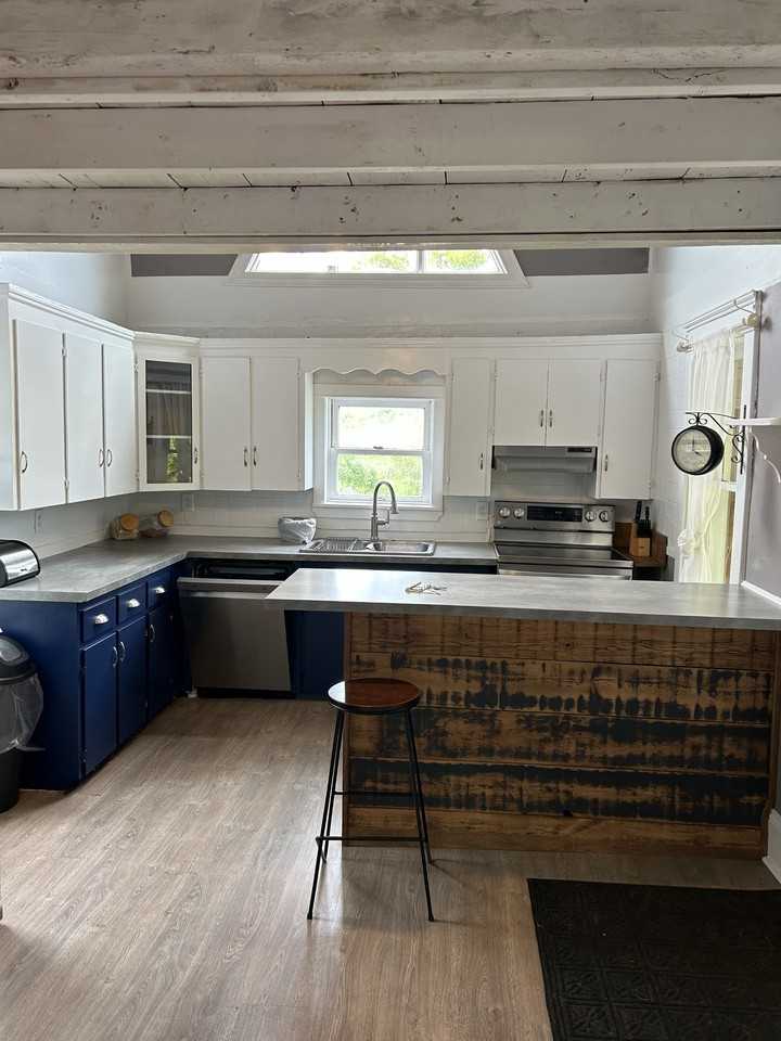 10904 Higgins Road #1 - Photo 7 of 30