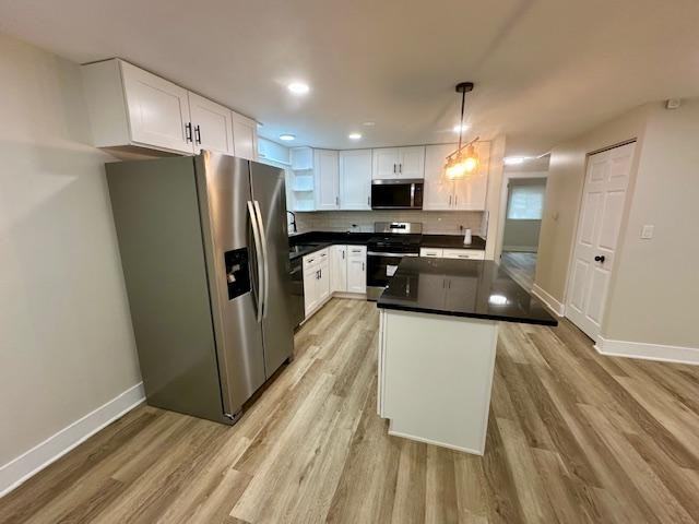 1707 Winthrop Ln - Photo 3 of 15