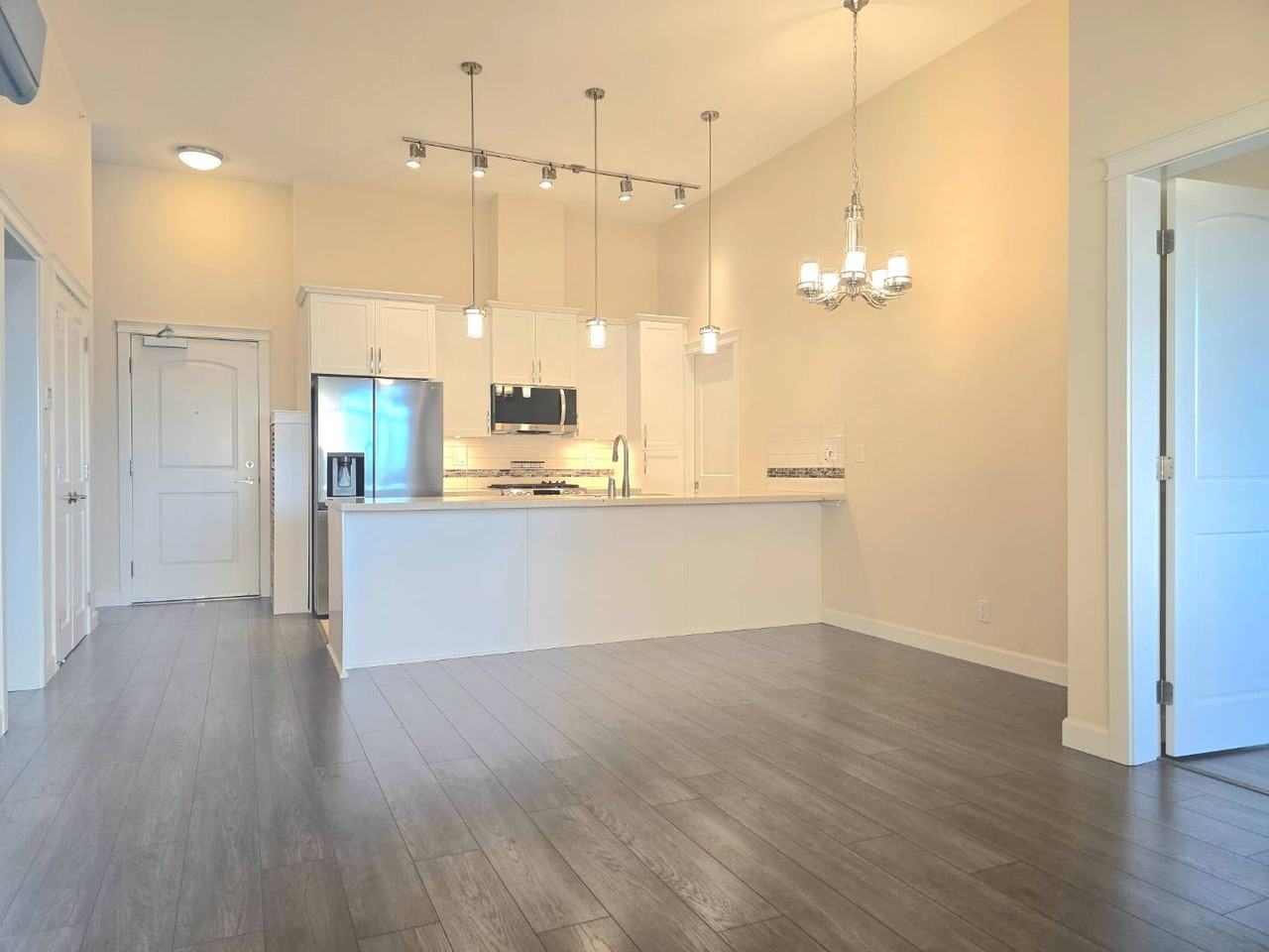 A612 - Photo 3 of 25