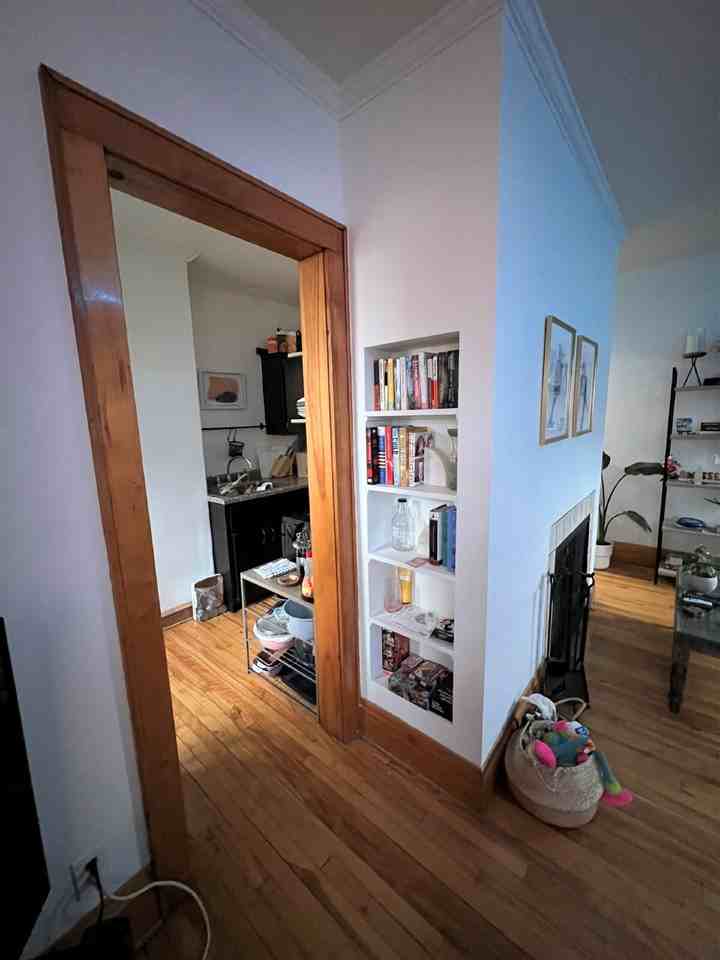 220 Marshall Ave Apt 5 - Photo 6 of 25