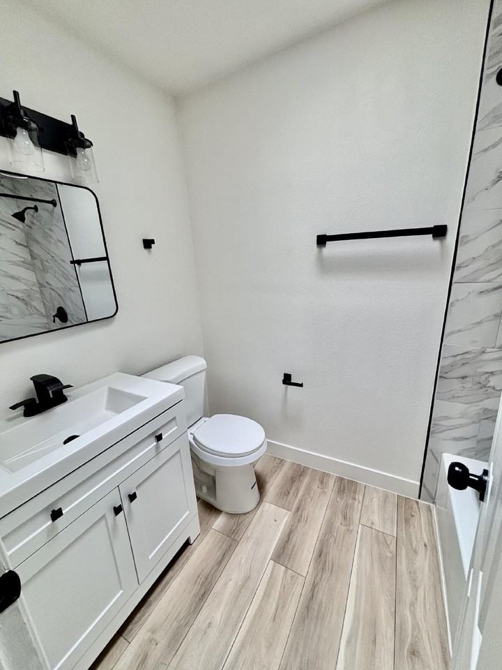 6520 Evergreen Avenue - Photo 5 of 14