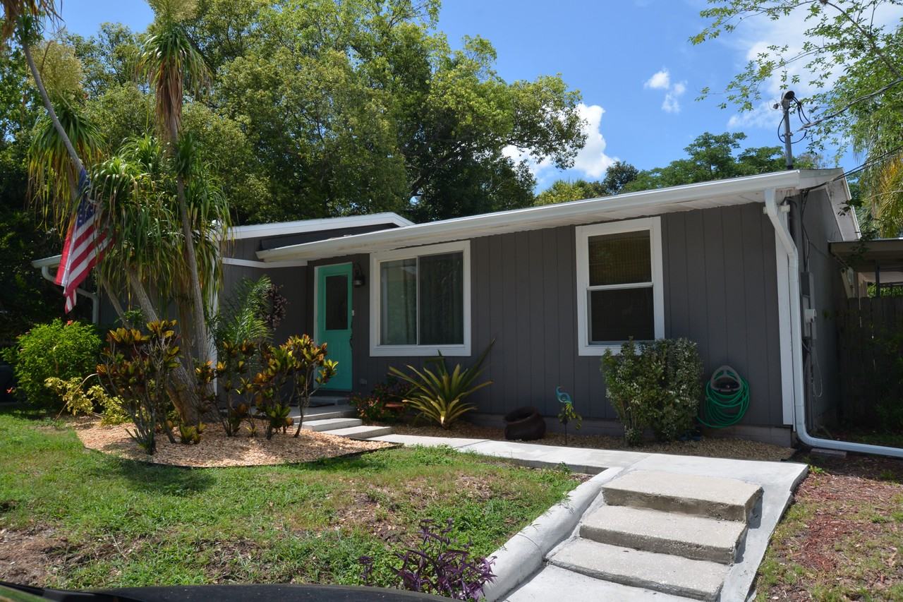 139 8th Street #NA - Photo 2 of 14