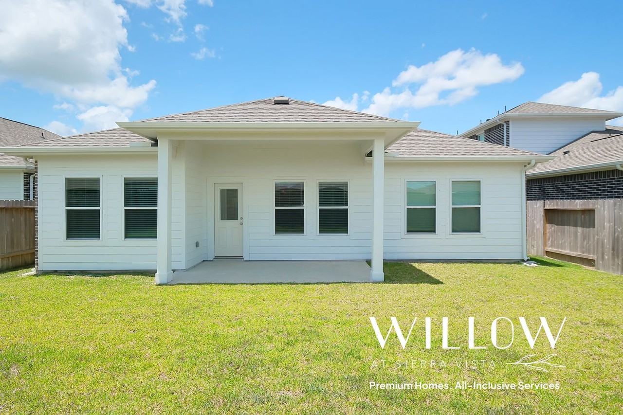 1218 Scarlet Creek Dr - Photo 5 of 42