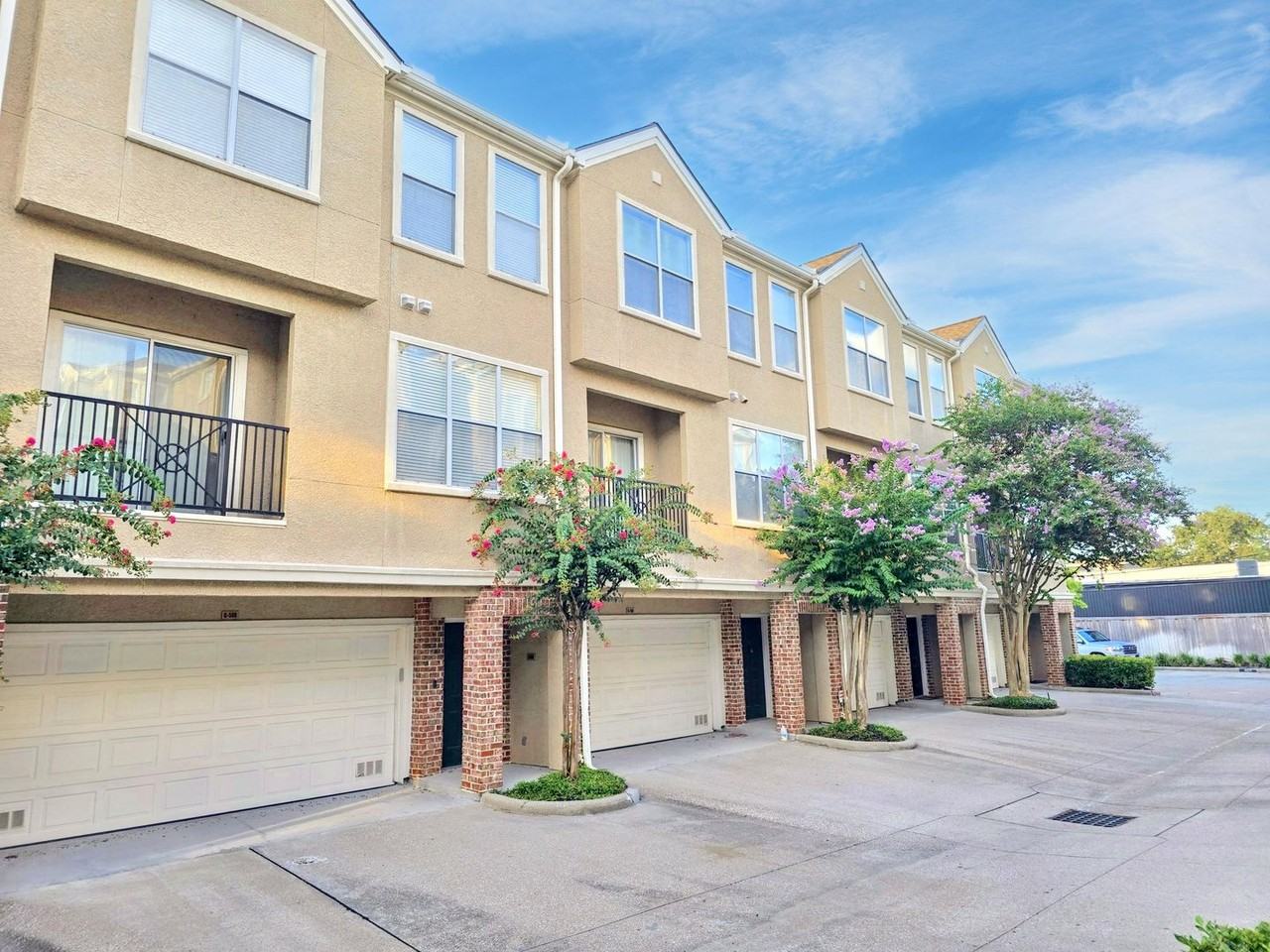 12707 Boheme Dr #506 - Photo 3 of 27