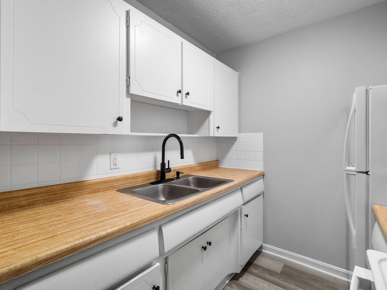 Lakeside - Photo 2 of 50