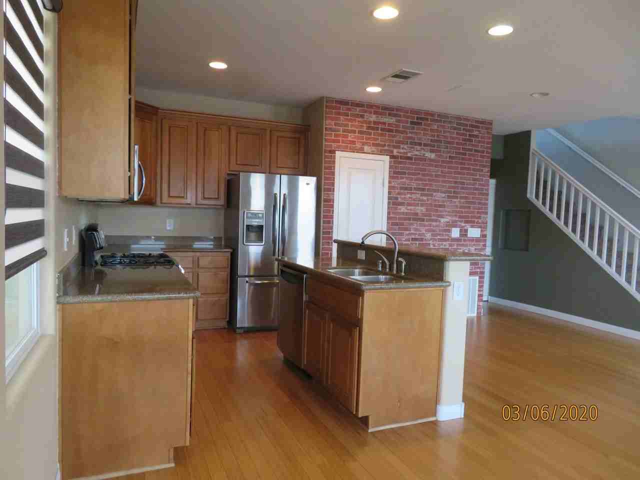 9342 Autumn View Ave - Photo 2 of 20