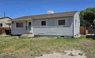 featured image of 2312 Mesa Ave