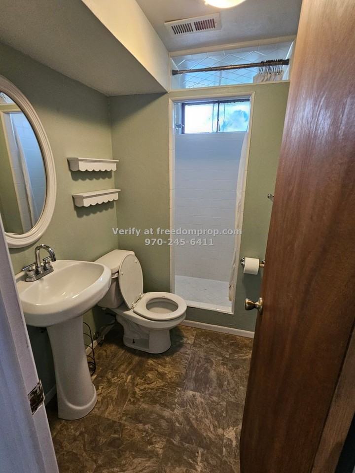 2312 Mesa Ave - Photo 7 of 15