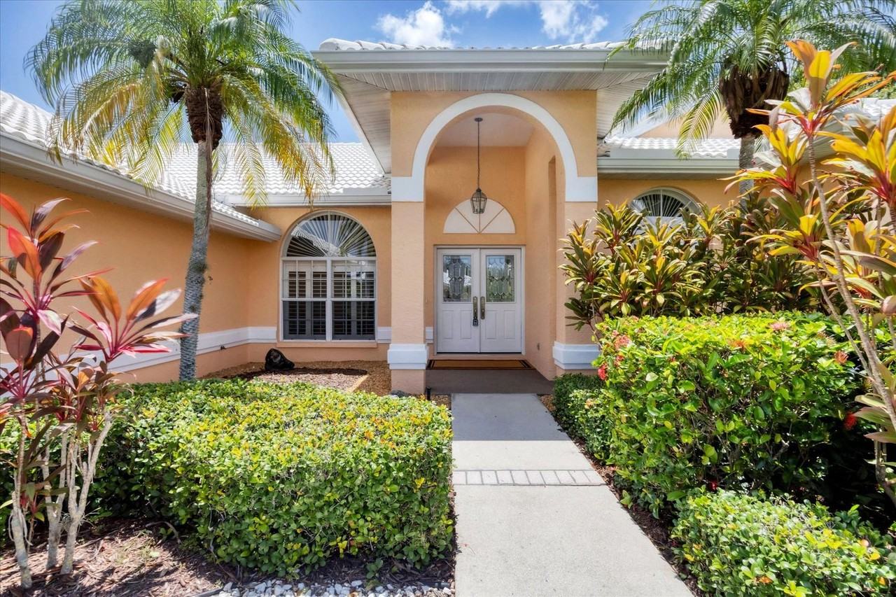 6392 Woodbirch Pl - Photo 3 of 30