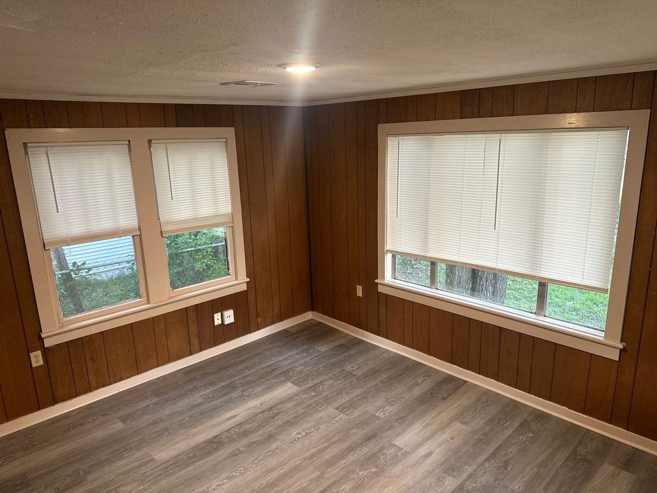 224 E Velma Ave - Photo 3 of 15