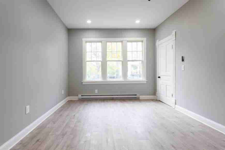 2053 N Bingham St - Photo 2 of 10