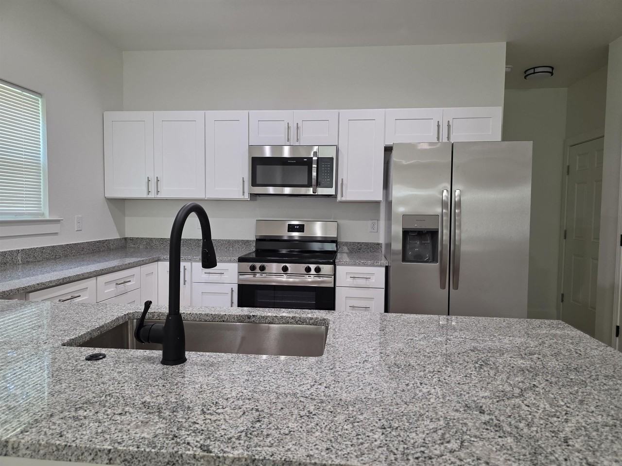 2311 Nichols Rd - Photo 3 of 14