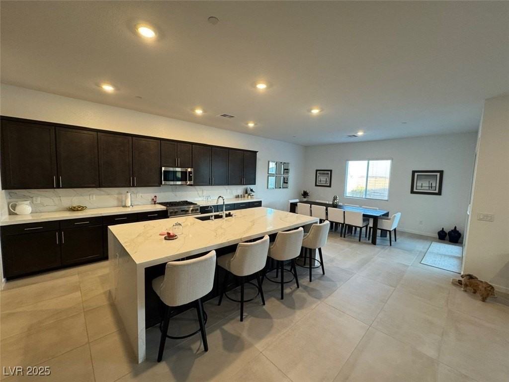 10851 Mila Landing Ave - Photo 5 of 50