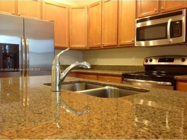 2950 St Thomas Dr #2950 - Photo 7 of 35