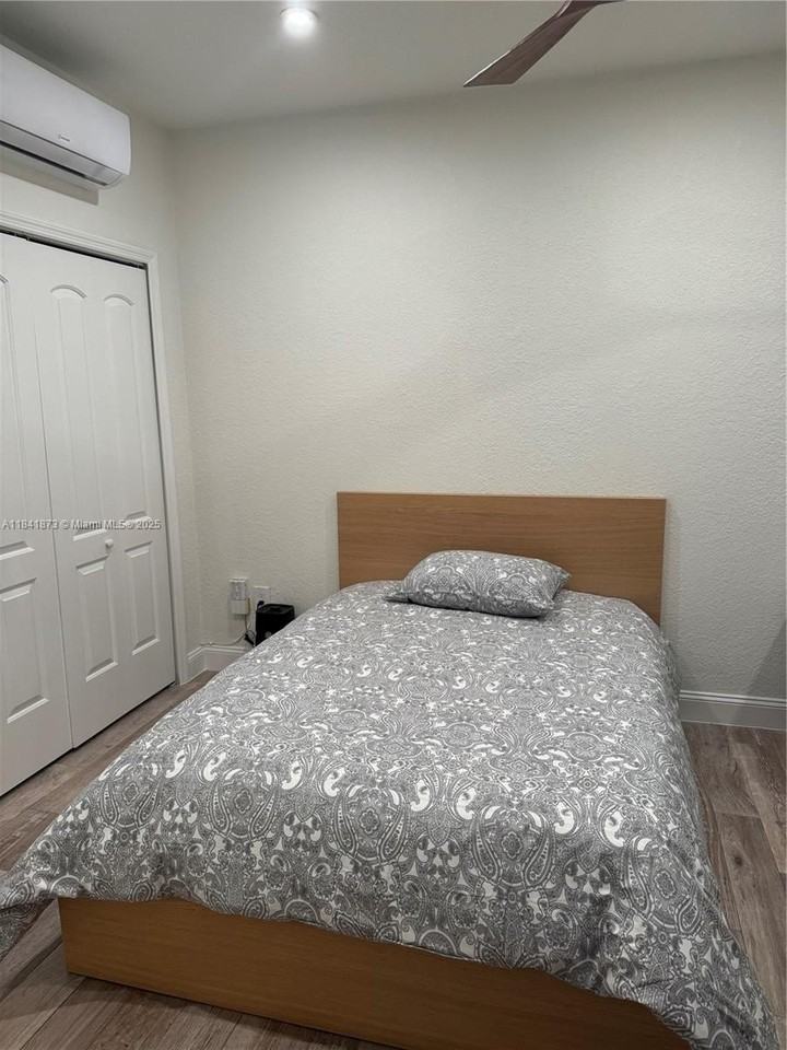 15603 Sw 178th St - Photo 6 of 11