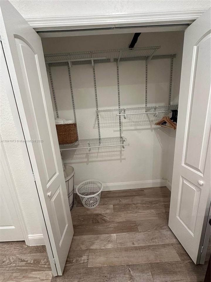 15603 Sw 178th St - Photo 7 of 11