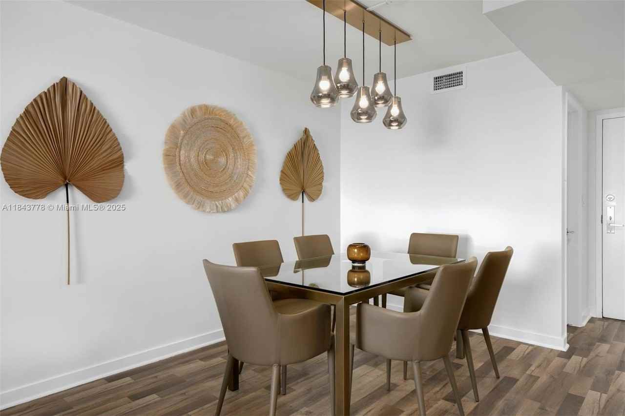 1800 Purdy Ave #1208 - Photo 6 of 32