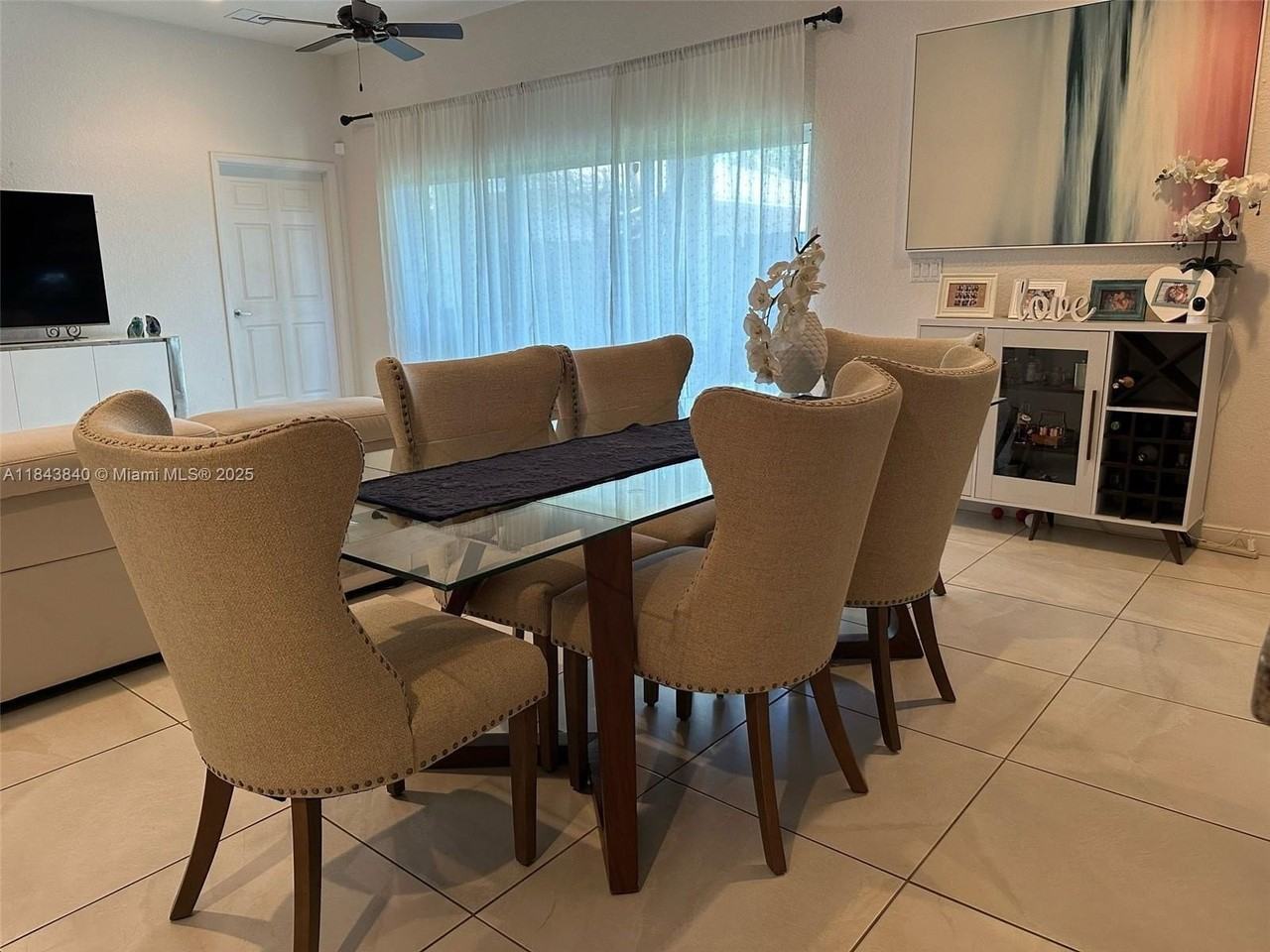 210 Sw 4th St #210 - Photo 3 of 22