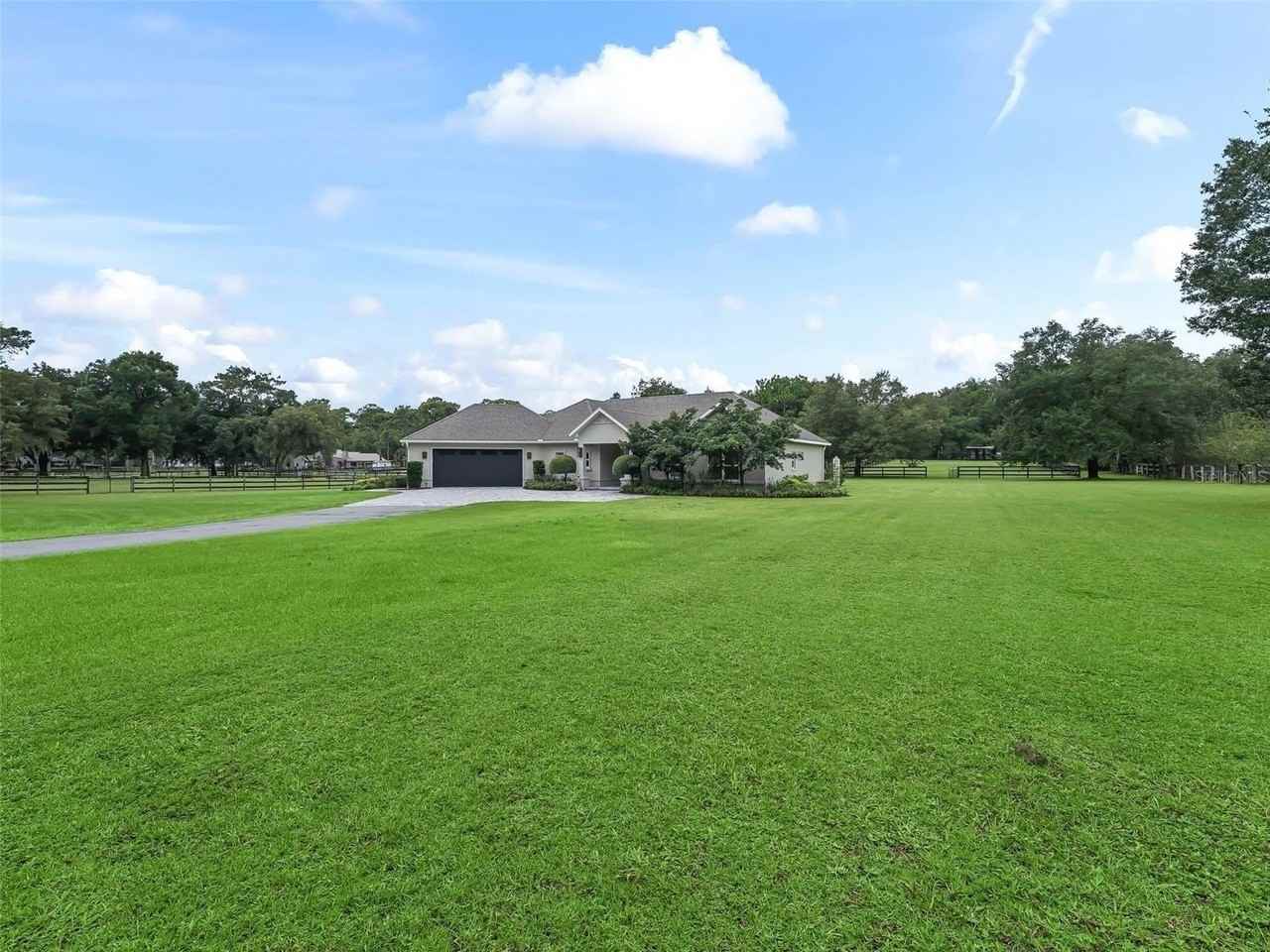 1620 Nw 73rd Ter - Photo 4 of 50