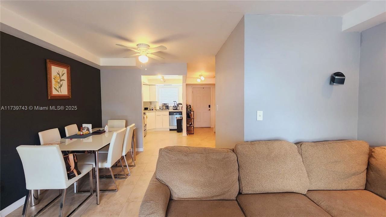 Fontainebleau Blvd #J224 - Photo 2 of 8