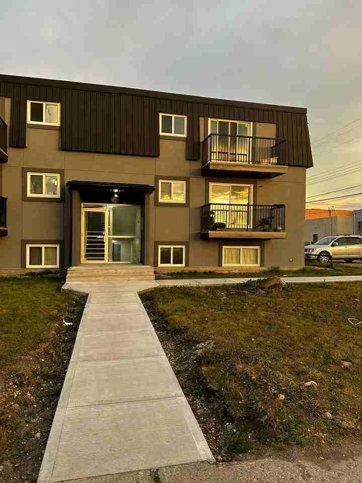 5203 52 St #103 - Photo 2 of 12