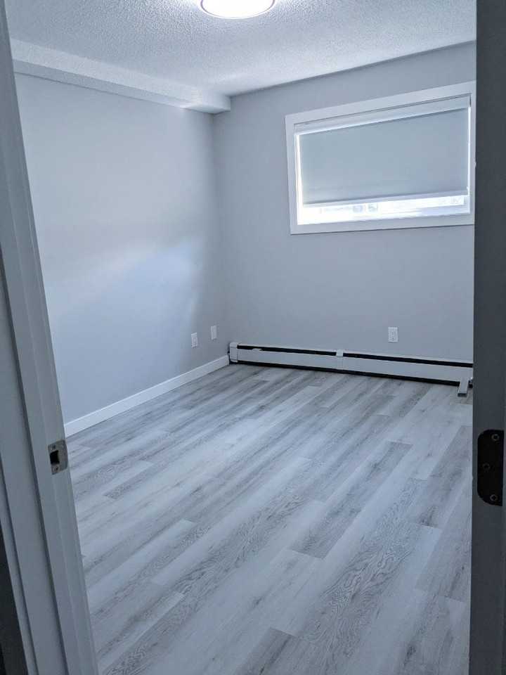 5203 52 St #103 - Photo 3 of 12