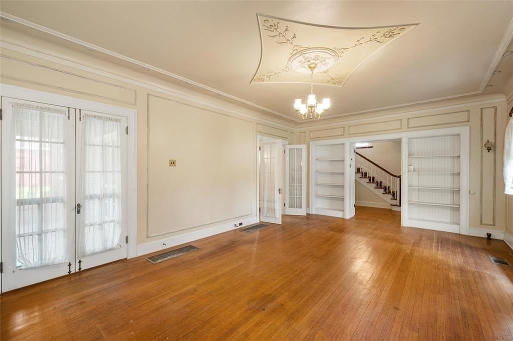 2228 Parrott Ave - Photo 5 of 23