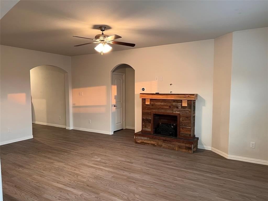 108 New Haven St - Photo 6 of 23