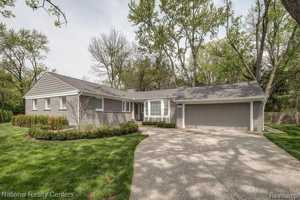 featured image of 942 Donmar Ct