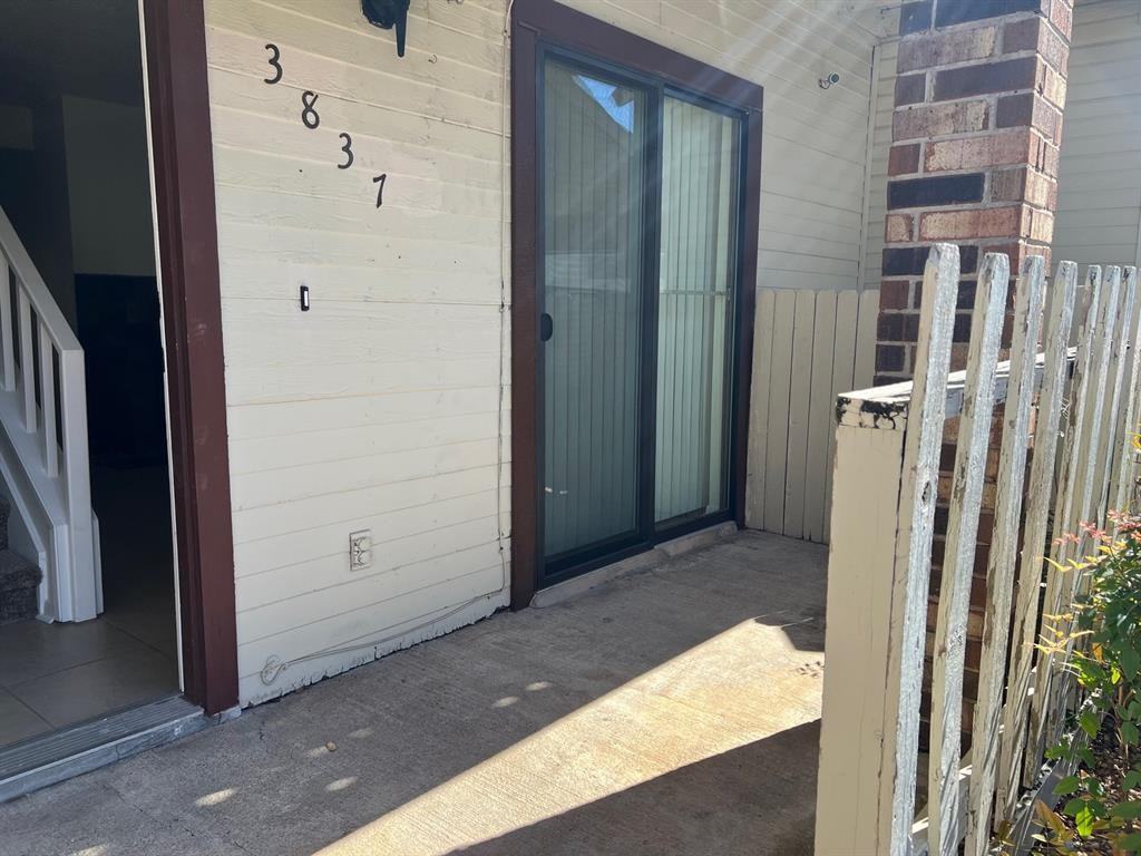 3837 Tanglewilde St - Photo 3 of 33