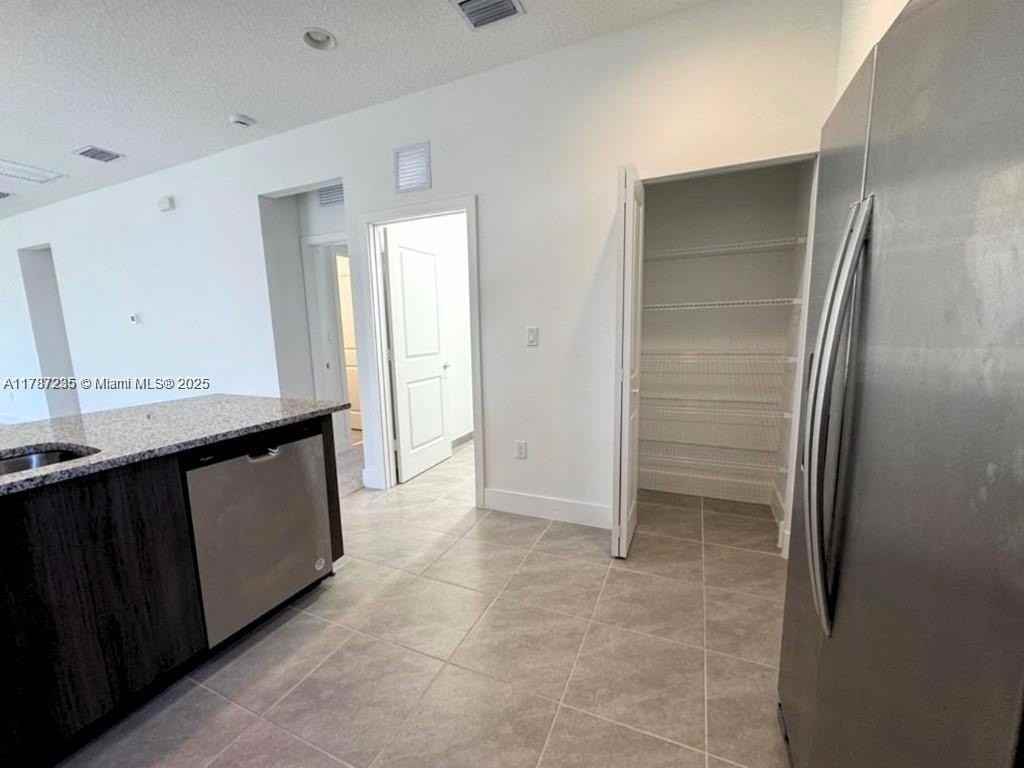 5277 Marano Dr - Photo 5 of 23