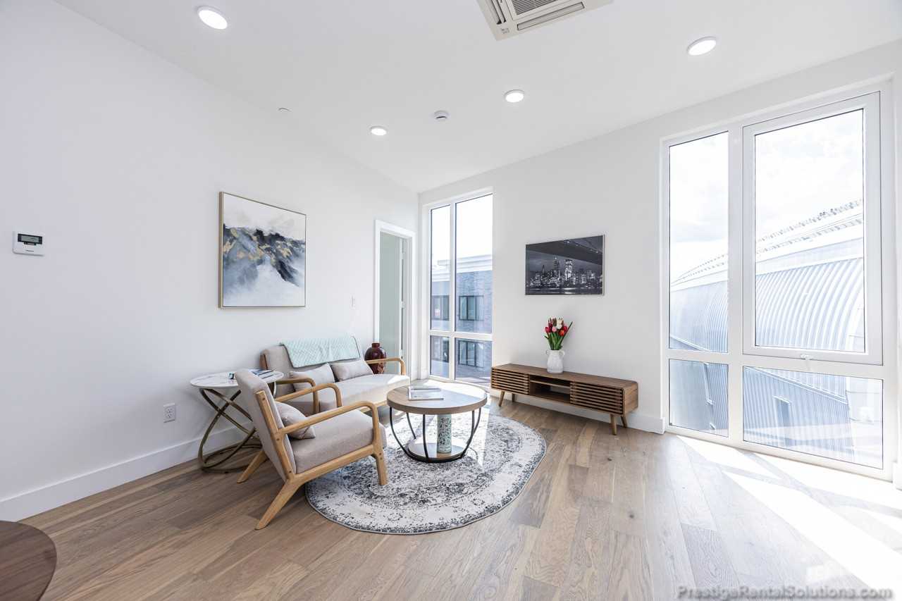 Hichborn St #505 - Photo 7 of 18