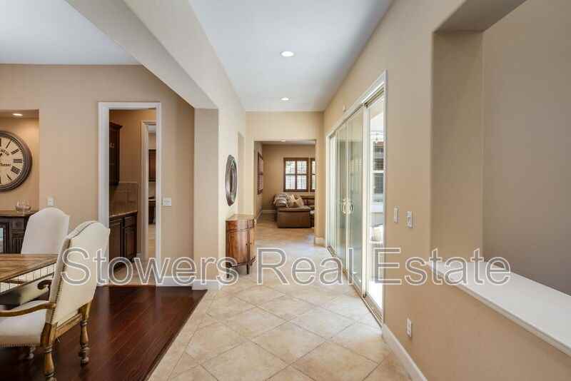 1301 Sugarloaf Dr - Photo 2 of 37
