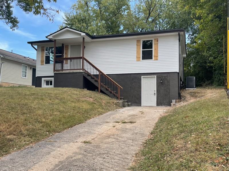 922 Vermont Ave #1 - Photo 2 of 16