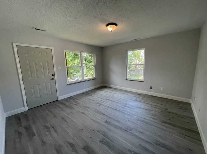 922 Vermont Ave #1 - Photo 4 of 16