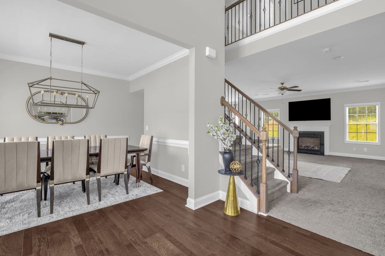 2113 Owls View Ln - Photo 4 of 30