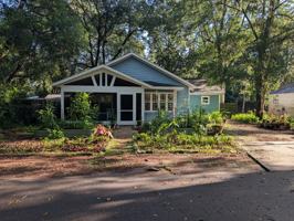 featured image of 910 Nw 29th Pl