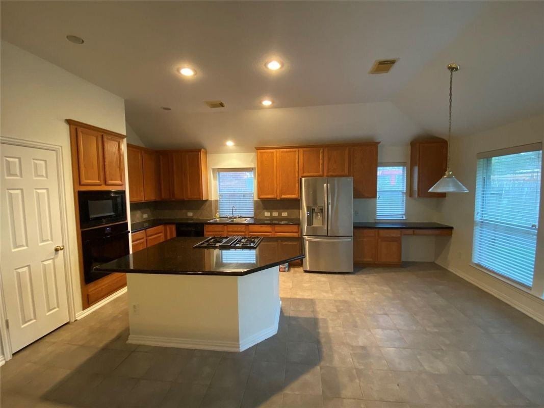 3115 Chappelwood Dr - Photo 6 of 16