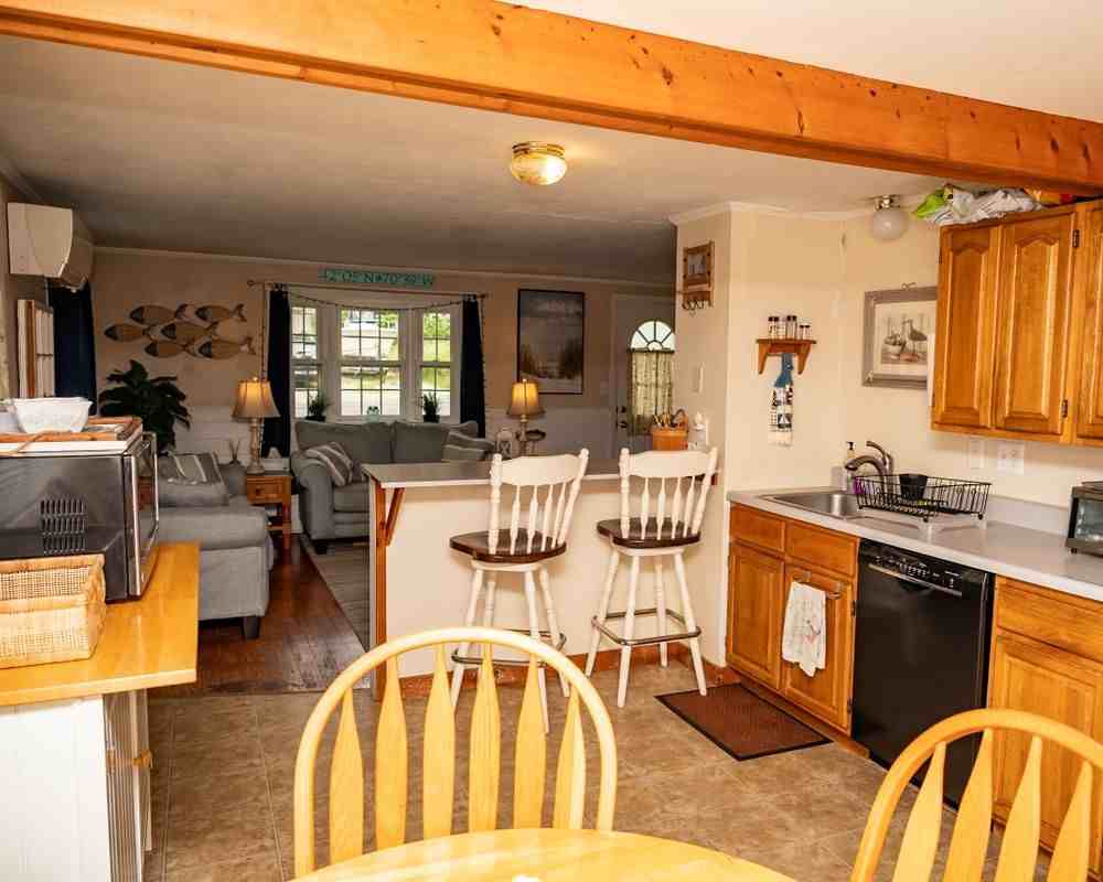 145 Arnold Rd - Photo 3 of 7