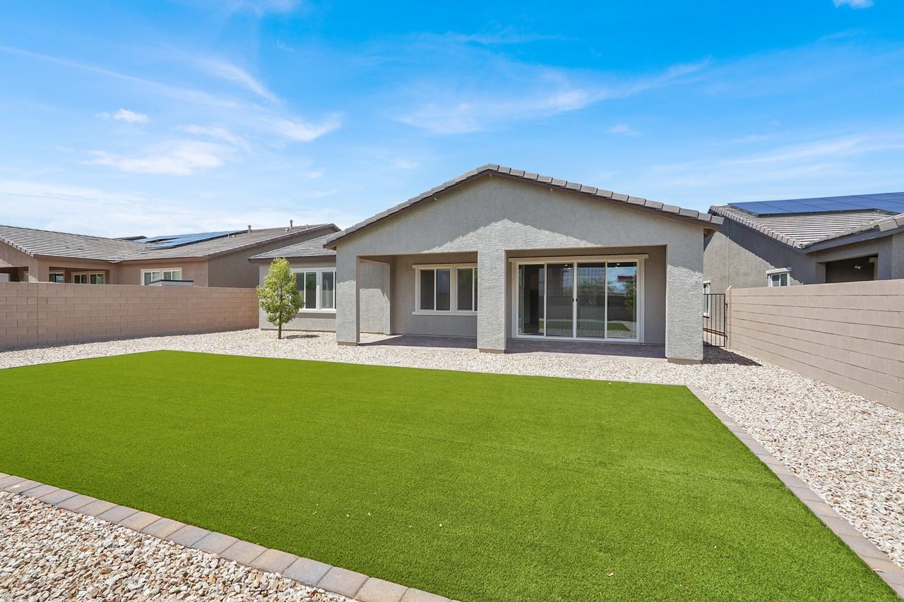 5269 Diesel Rd - Photo 2 of 22