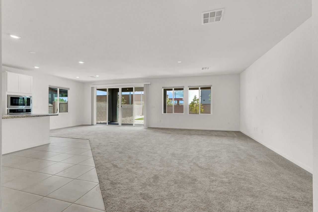 5269 Diesel Rd - Photo 6 of 22