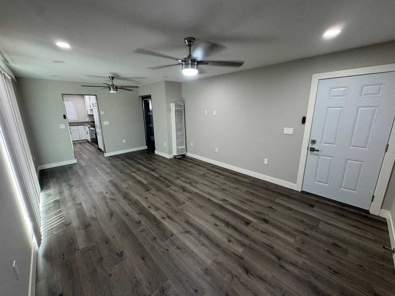 1950 Walnut St - Photo 2 of 7