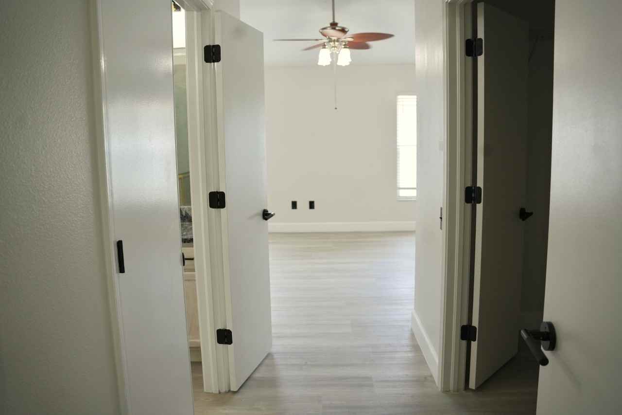 12326 Hawkeye Point Pl #NA - Photo 7 of 26