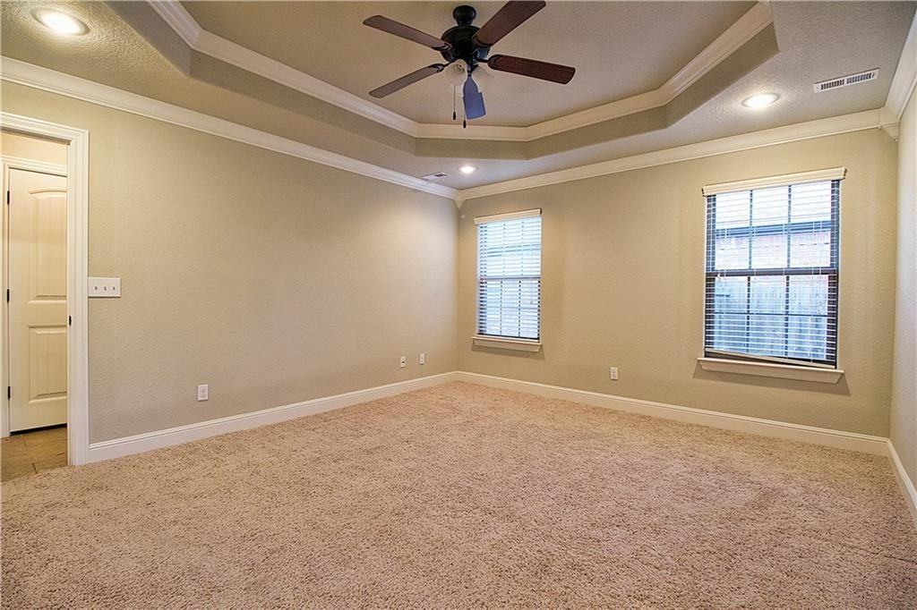 3007 Sw Waterleaf Ave #NA - Photo 7 of 15