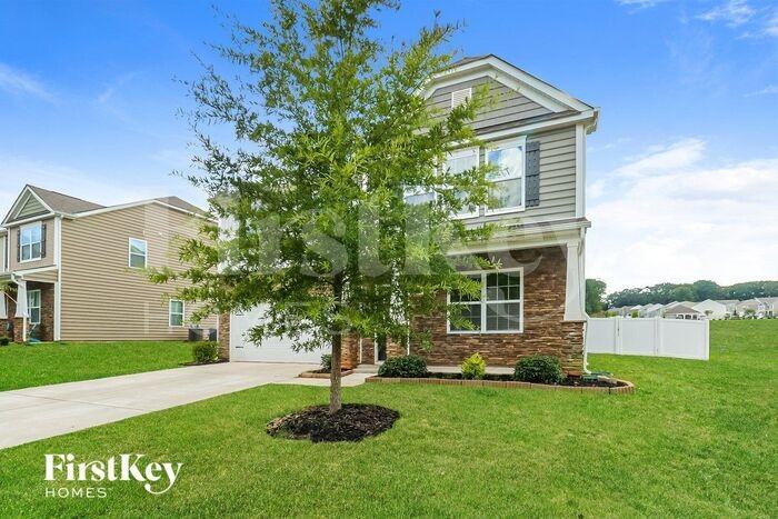 715 Saddlebred Ln - Photo 2 of 19