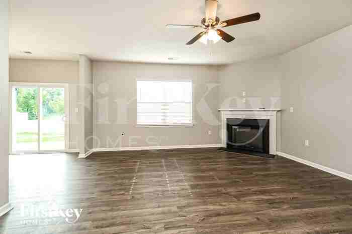 715 Saddlebred Ln - Photo 3 of 19