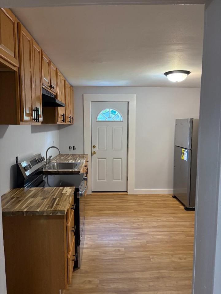 Place Terrace - Photo 2 of 9