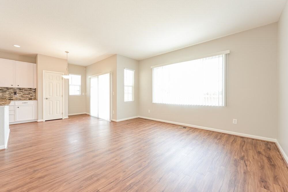 112 Blue Stem St - Photo 4 of 17